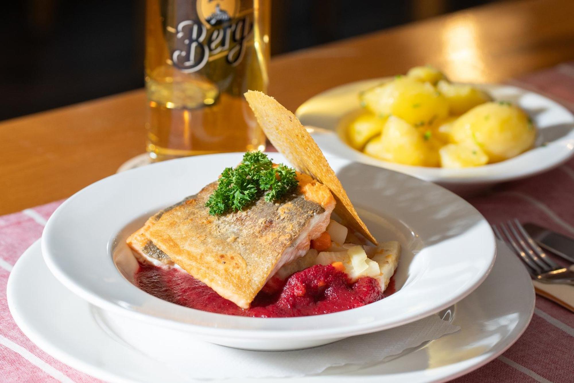 Hotel Gasthof Zum Ochsen 에힌겐 외부 사진